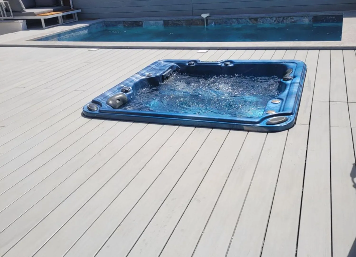 Tres Belle Villa A 100M De La Plage, Piscine , Jacuzzi, Terrasse En Composite Sausset-les-Pins France